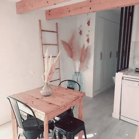 Avec Piscine Proche Plages *