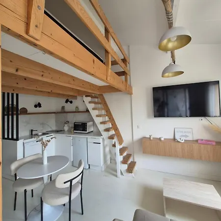 Appartement Avec Piscine Proche Plages *