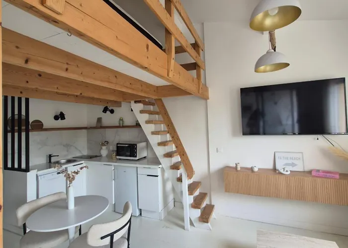 Appartement Avec Piscine Proche Plages *